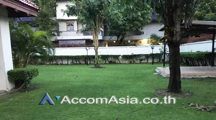 17  6 br House For Sale in Pattanakarn ,Bangkok ARL Hua Mak AA23079