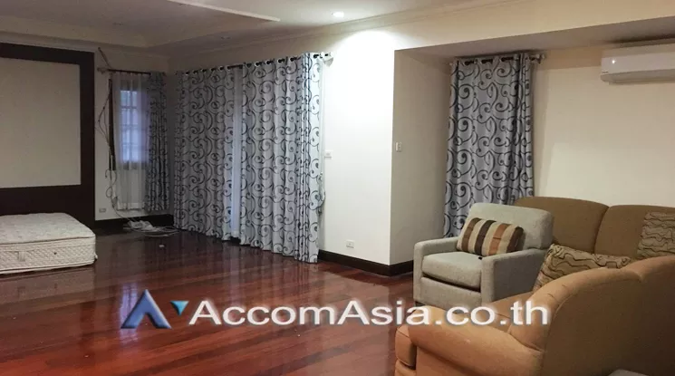 10  6 br House For Sale in Pattanakarn ,Bangkok ARL Hua Mak AA23079