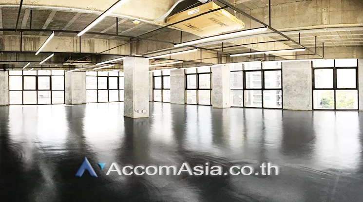 2  Office Space For Rent in Sukhumvit ,Bangkok BTS Phrom Phong at Office building near Phrom Phong Station AA23083