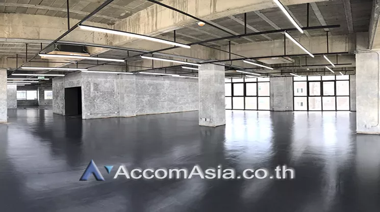  1  Office Space For Rent in Sukhumvit ,Bangkok BTS Phrom Phong at Office building near Phrom Phong Station AA23083
