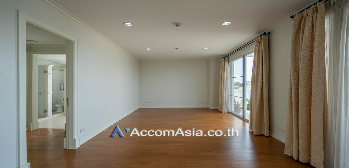 Amazing residential 3 br Apartment For Rent in sathorn, Bangkok AA23092 /