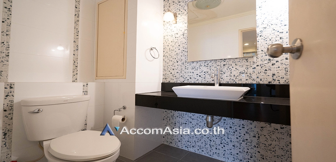 10  3 br Condominium for rent and sale in Sukhumvit ,Bangkok BTS Nana at Newton Tower AA23104