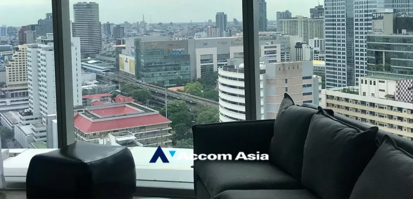 unit 2 Bedrooms  Condominium For Rent & Sale in Ploenchit, Bangkok  near BTS Ratchadamri (AA23117)
