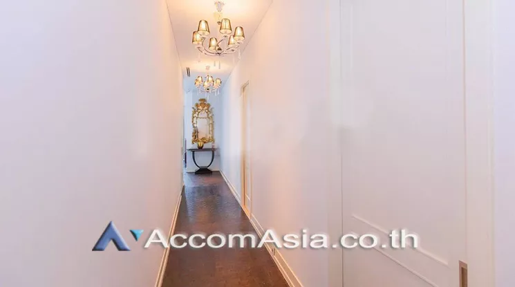  1  2 br Condominium For Sale in Silom ,Bangkok BTS Chong Nonsi at The Ritz Carlton Residences AA23125