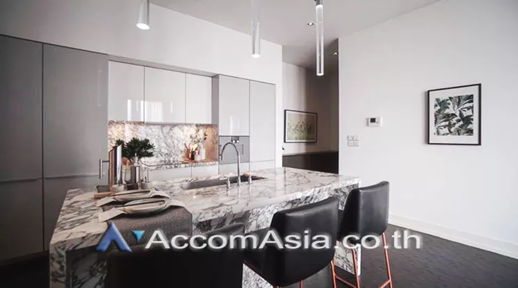 unit 2 Bedrooms  Condominium For Sale in Silom, Bangkok  near BTS Chong Nonsi (AA23126)