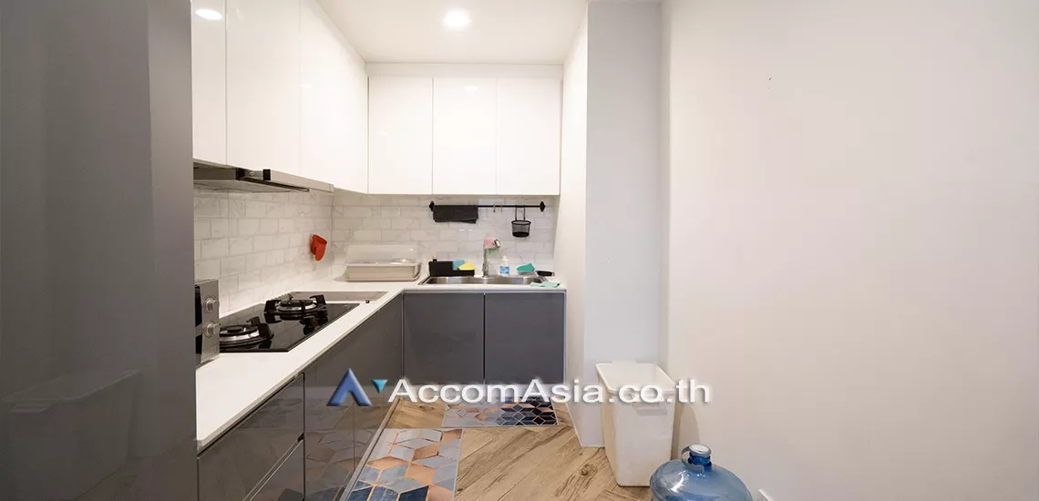 4  2 br Townhouse For Rent in sukhumvit ,Bangkok BTS Thong Lo AA23160
