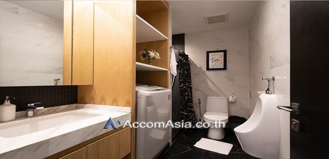 9  2 br Townhouse For Rent in sukhumvit ,Bangkok BTS Thong Lo AA23160