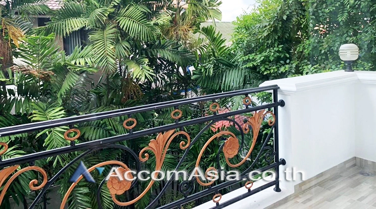 13  4 br House For Rent in Sukhumvit ,Bangkok BTS Phra khanong AA23169