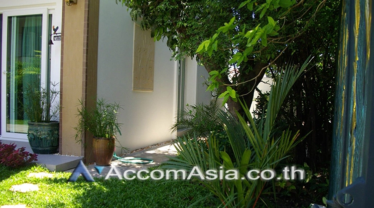 16  4 br House For Rent in Sukhumvit ,Bangkok BTS Phra khanong AA23169