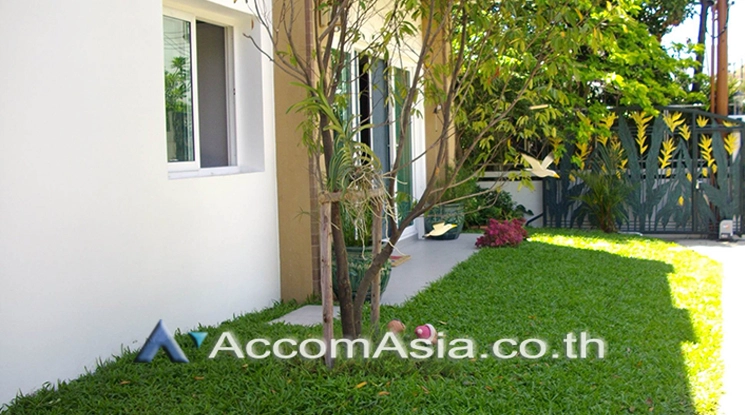 17  4 br House For Rent in Sukhumvit ,Bangkok BTS Phra khanong AA23169