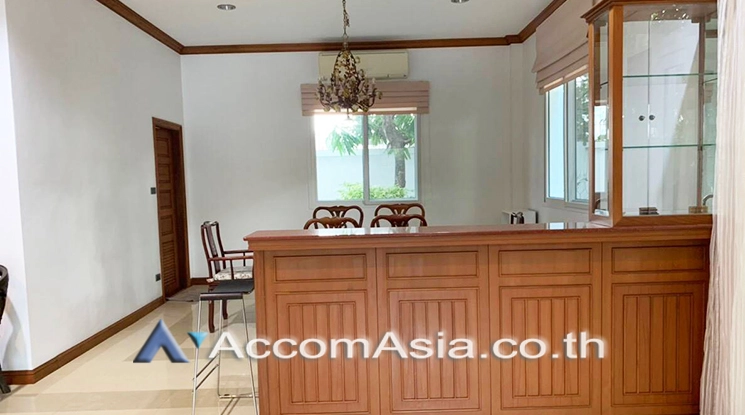  1  4 br House For Rent in Sukhumvit ,Bangkok BTS Phra khanong AA23169