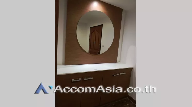 7  3 br Apartment For Rent in Sukhumvit ,Bangkok BTS Phrom Phong at Family Size Desirable AA23172