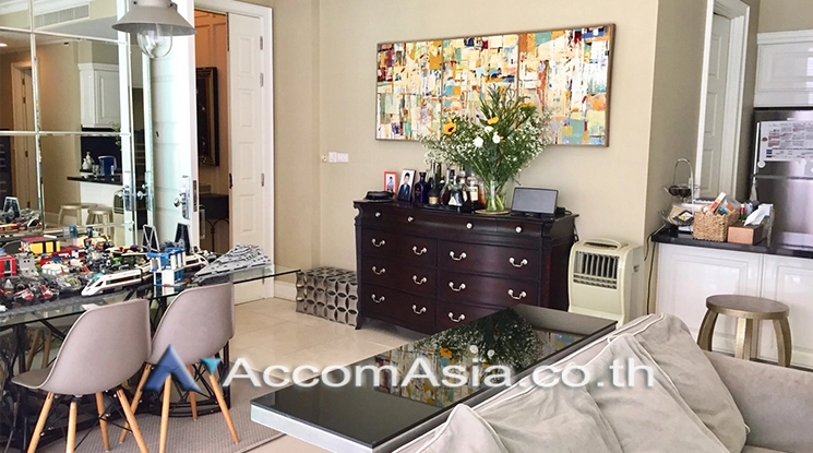  3 Bedrooms  Condominium For Rent in Sukhumvit, Bangkok  near BTS Phrom Phong (AA23179)