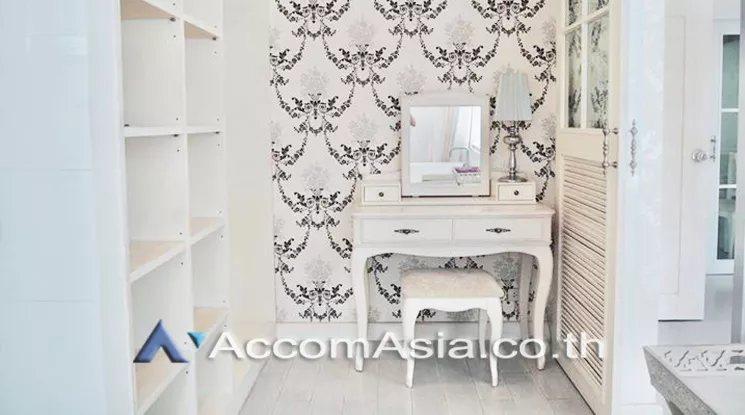 9  1 br Condominium For Rent in Sukhumvit ,Bangkok BTS Ekkamai at D65 AA23188