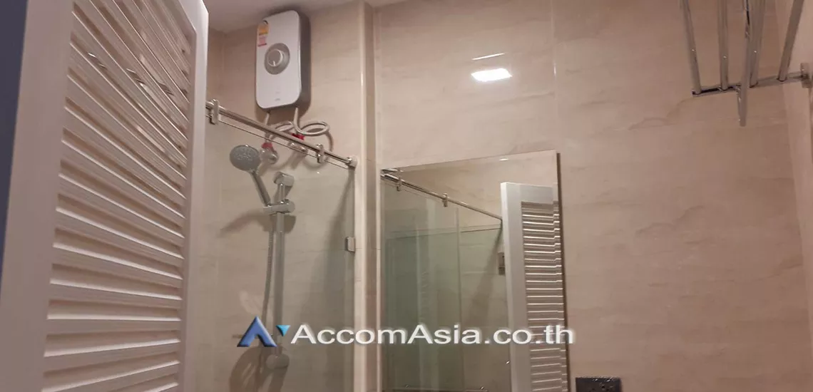 unitHome Office |  4 Bedrooms  Townhouse For Rent in Sukhumvit, Bangkok  near BTS Thong Lo (AA23192)