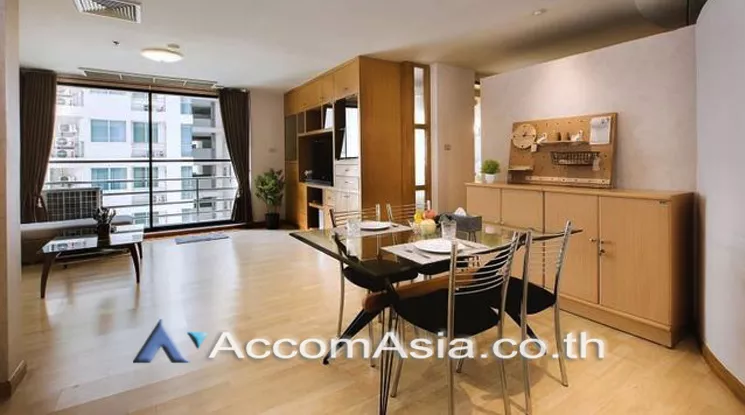 unit 1 Bedroom  Condominium For Rent in Ploenchit, Bangkok  near BTS Ratchadamri (AA23224)