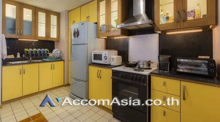 5  1 br Condominium For Rent in Ploenchit ,Bangkok BTS Ratchadamri at Royal Place II AA23224