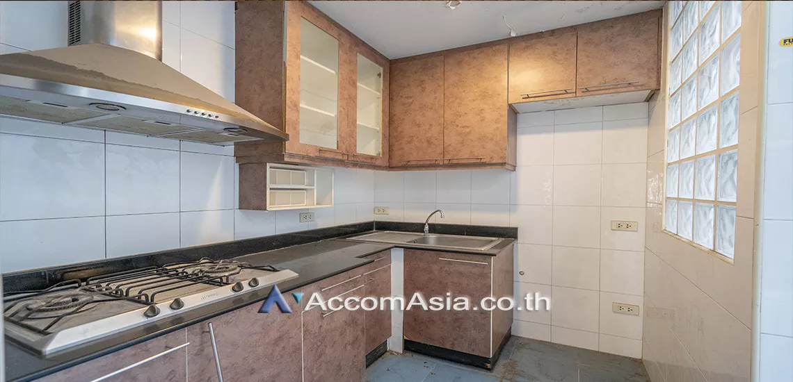 9  5 br Townhouse For Rent in Sukhumvit ,Bangkok BTS Thong Lo at Classic House in Compound AA23230