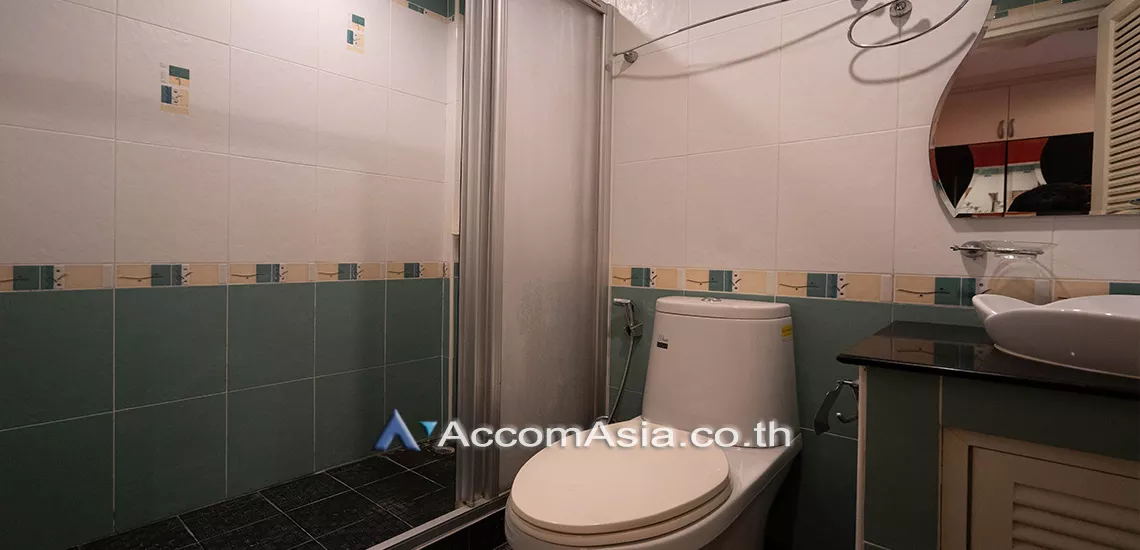 17  5 br Townhouse For Rent in Sukhumvit ,Bangkok BTS Thong Lo at Classic House in Compound AA23230