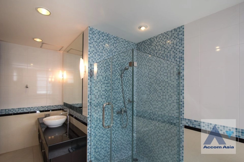 11  3 br Condominium For Rent in Sukhumvit ,Bangkok BTS Asok - MRT Sukhumvit at CitiSmart Sukhumvit 18 AA23245