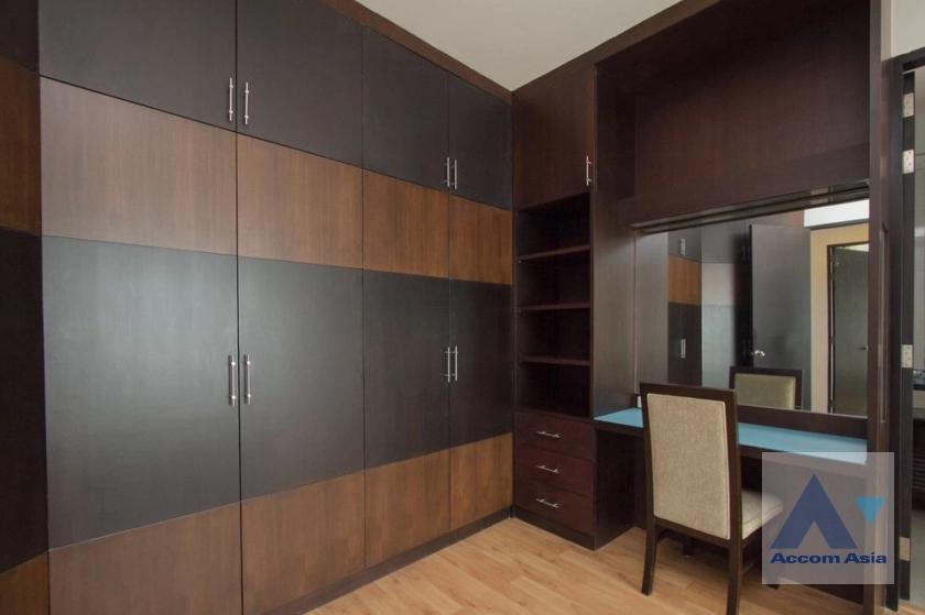 9  3 br Condominium For Rent in Sukhumvit ,Bangkok BTS Asok - MRT Sukhumvit at CitiSmart Sukhumvit 18 AA23245