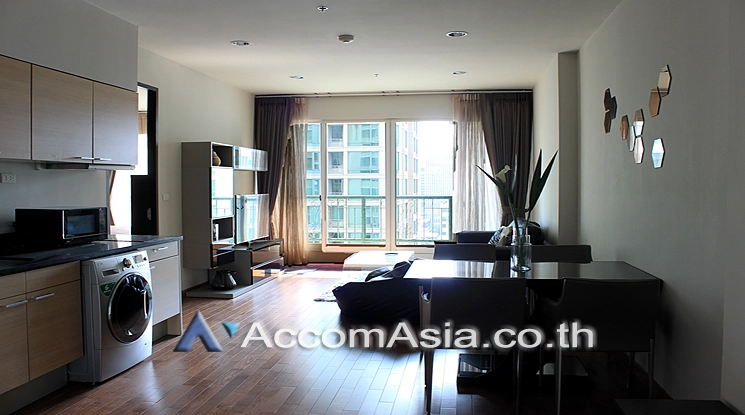 unitCorner Unit |  2 Bedrooms  Condominium For Rent & Sale in Ploenchit, Bangkok  near BTS Chitlom (AA23259)