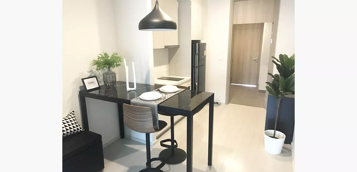 unit 1 Bedroom  Condominium For Rent & Sale in Ploenchit, Bangkok  near BTS Ploenchit (AA23260)