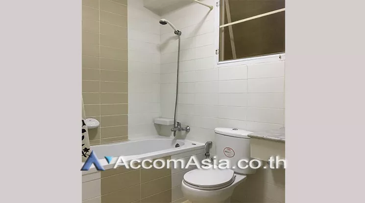 unit 2 Bedrooms  Condominium For Sale in Sukhumvit, Bangkok  near BTS Phra khanong (AA23271)