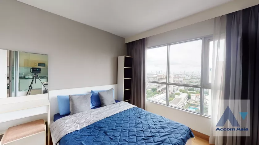 unit 1 Bedroom  Condominium For Rent in Sukhumvit, Bangkok  near BTS Ekkamai (AA23282)