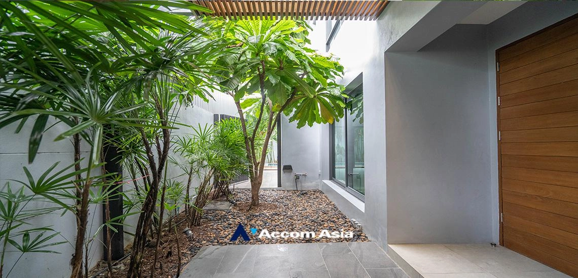 7  4 br House for rent and sale in Sukhumvit ,Bangkok BTS Phrom Phong AA23289