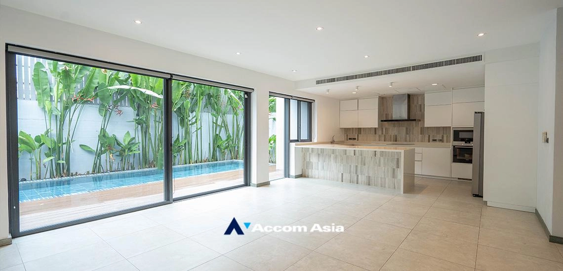 unitFully Furnished, Private Swimming Pool |  4 Bedrooms  House For Rent & Sale in Sukhumvit, Bangkok  near BTS Phrom Phong (AA23289)
