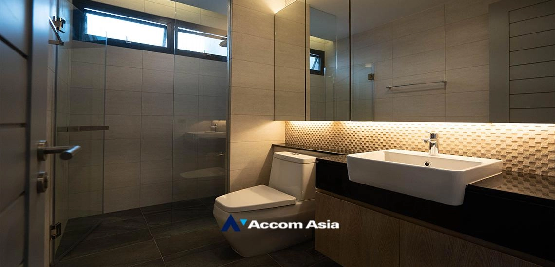 21  4 br House for rent and sale in Sukhumvit ,Bangkok BTS Phrom Phong AA23289