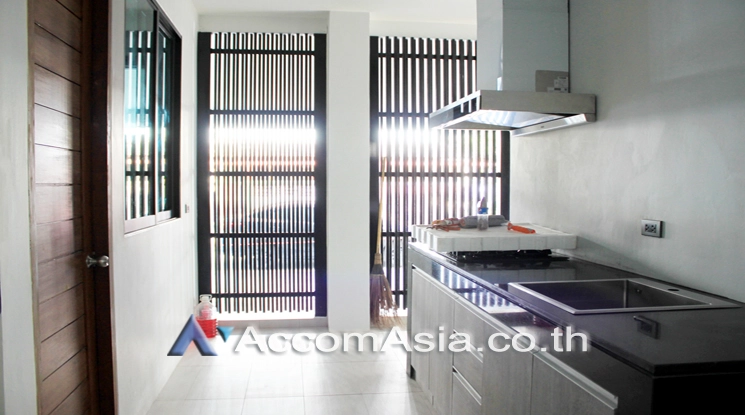 unitBig Balcony, Private Swimming Pool |  4 Bedrooms  House For Rent & Sale in Sukhumvit, Bangkok  near BTS Phrom Phong (AA23292)