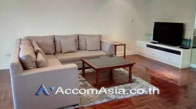  2 Bedrooms  Apartment For Rent in Ploenchit, Bangkok  near BTS Ploenchit (AA23294)