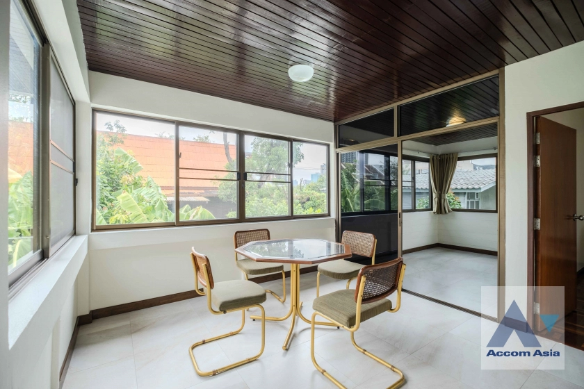 17  4 br House For Rent in Sukhumvit ,Bangkok BTS Ekkamai AA23297