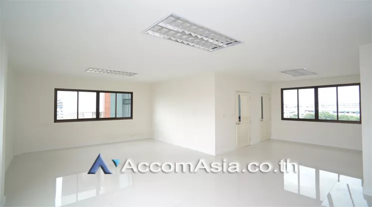 unit Studio  Office space For Rent in Rama 3, Bangkok  near BRT Wat Dan (AA23306)