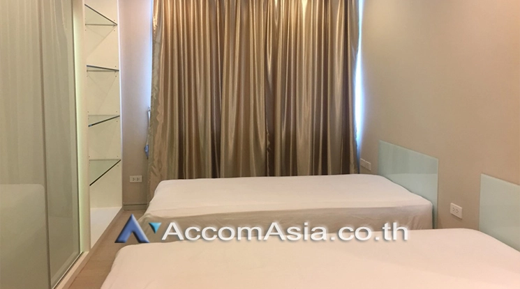 unitPet friendly | Grand Langsuan Condominium