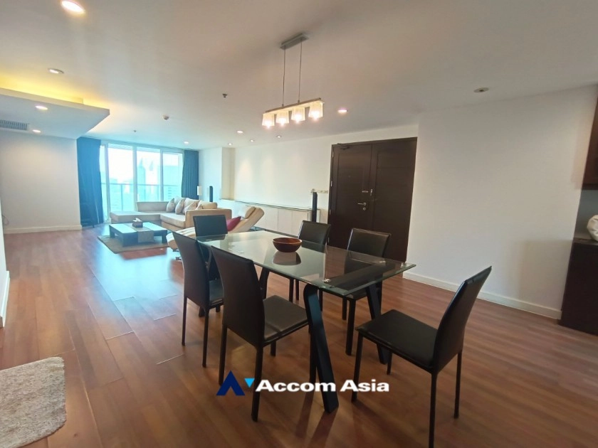 13  2 br Condominium For Rent in Ploenchit ,Bangkok BTS Chitlom at Urbana Langsuan AA23326