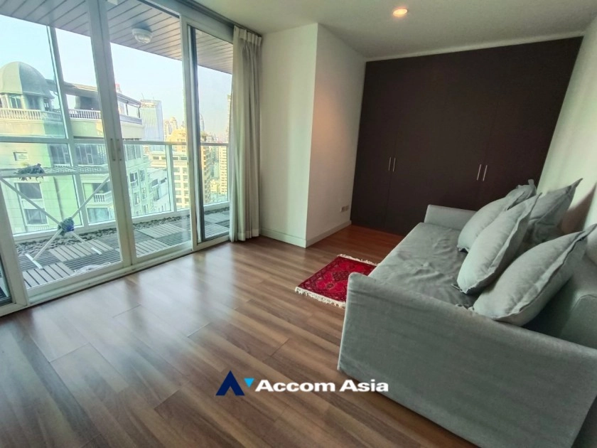 30  2 br Condominium For Rent in Ploenchit ,Bangkok BTS Chitlom at Urbana Langsuan AA23326