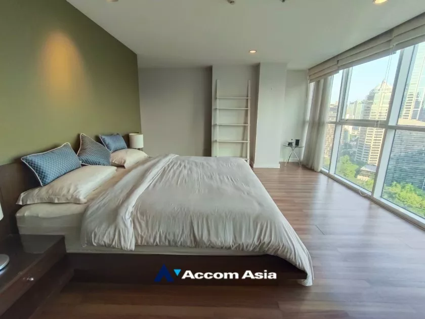 19  2 br Condominium For Rent in Ploenchit ,Bangkok BTS Chitlom at Urbana Langsuan AA23326