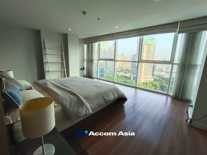 20  2 br Condominium For Rent in Ploenchit ,Bangkok BTS Chitlom at Urbana Langsuan AA23326