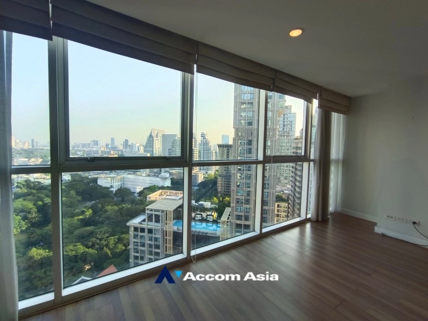 23  2 br Condominium For Rent in Ploenchit ,Bangkok BTS Chitlom at Urbana Langsuan AA23326