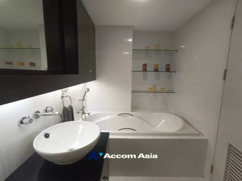 26  2 br Condominium For Rent in Ploenchit ,Bangkok BTS Chitlom at Urbana Langsuan AA23326