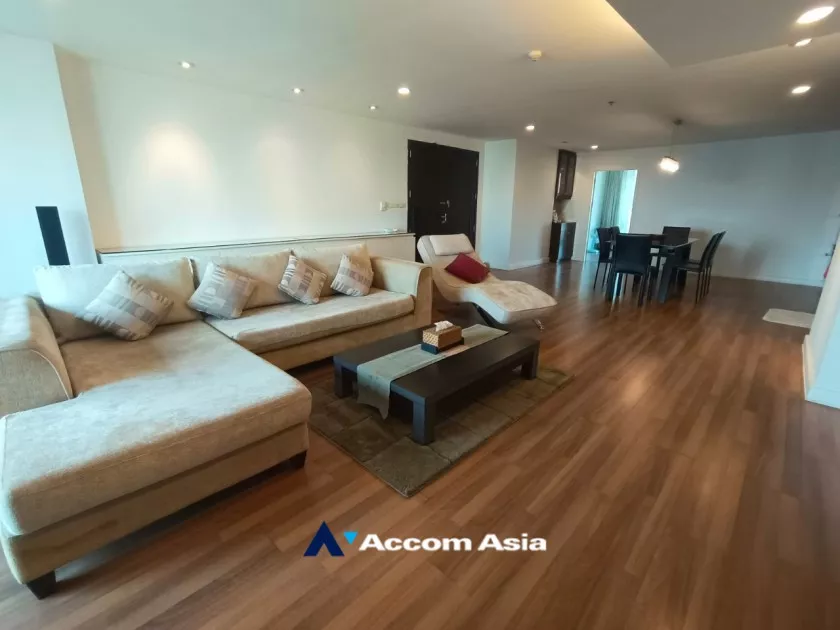 7  2 br Condominium For Rent in Ploenchit ,Bangkok BTS Chitlom at Urbana Langsuan AA23326