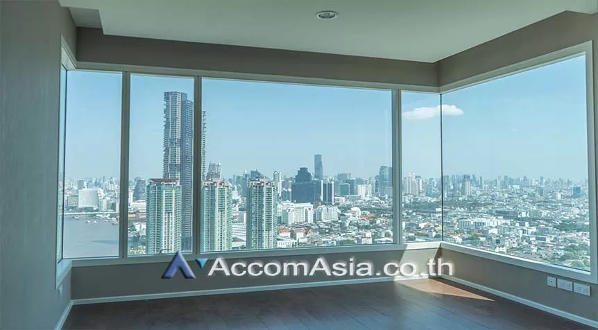 11  3 br Condominium For Sale in Charoenkrung ,Bangkok BTS Saphan Taksin at Menam Residences AA23343
