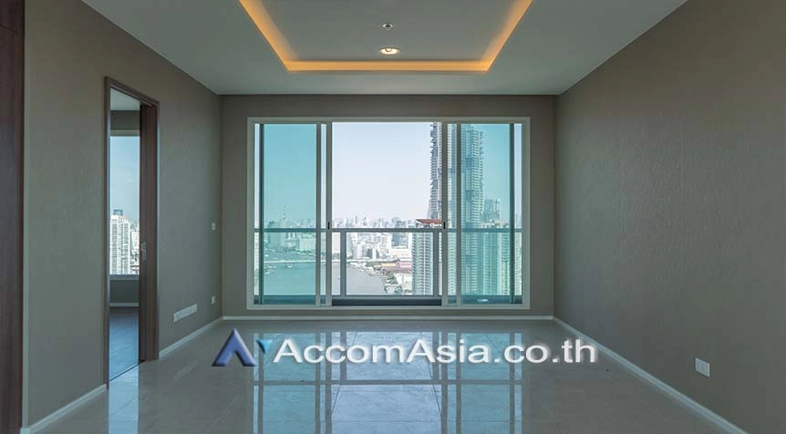  1  3 br Condominium For Sale in Rama 3 ,Bangkok BTS Saphan Taksin at Menam Residences AA23343