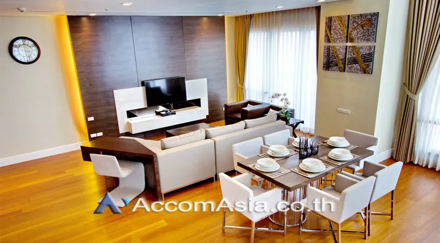 Double High Ceiling, Duplex Condo |  3 Bedrooms  Condominium For Rent in Sukhumvit, Bangkok  near BTS Phrom Phong (AA23355)