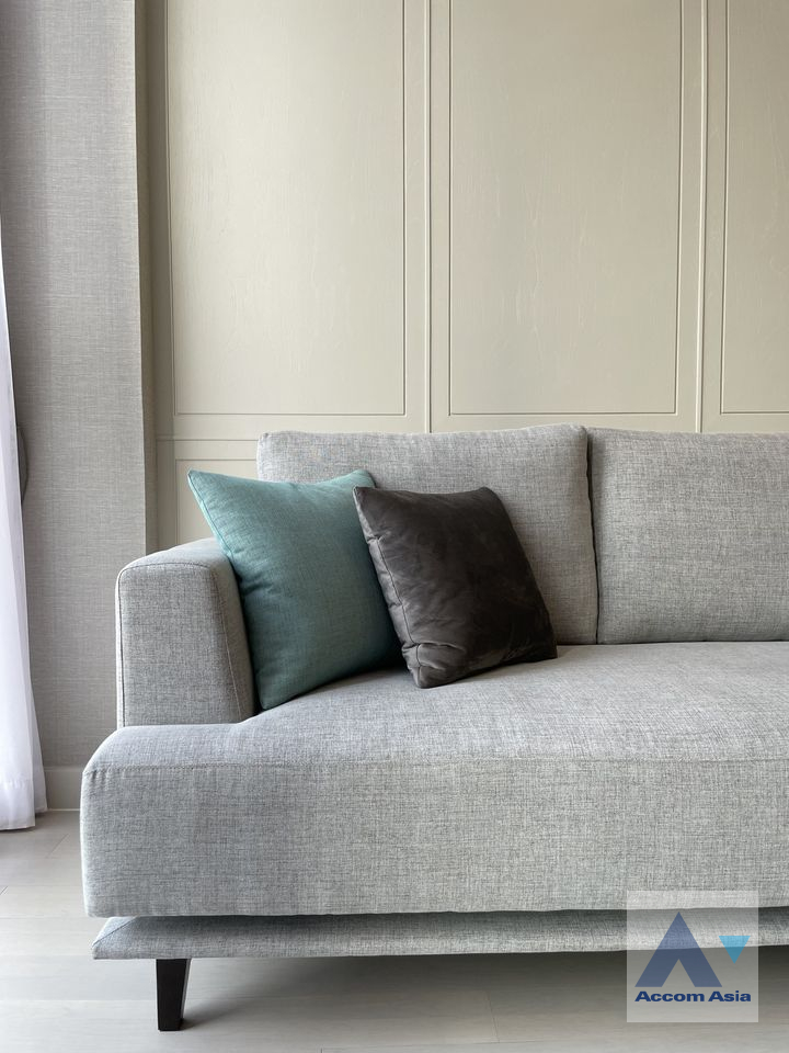 6  2 br Condominium for rent and sale in Ploenchit ,Bangkok BTS Ploenchit at Noble Ploenchit AA23384