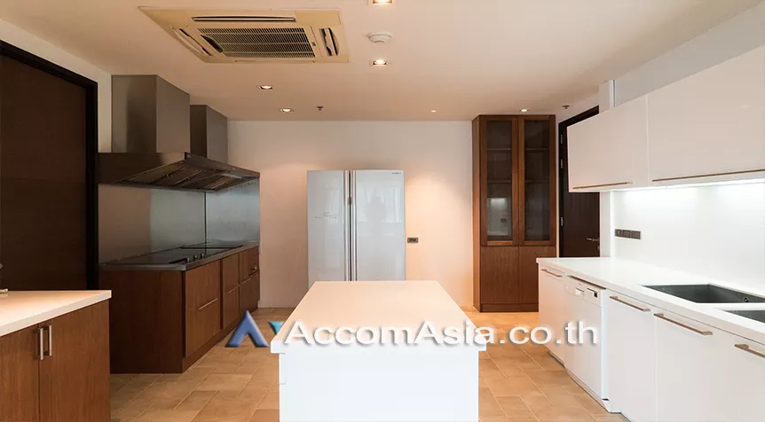 Big Balcony, Pet friendly |  4 Bedrooms  Condominium For Rent & Sale in Sukhumvit, Bangkok  near BTS Phrom Phong (AA23386)