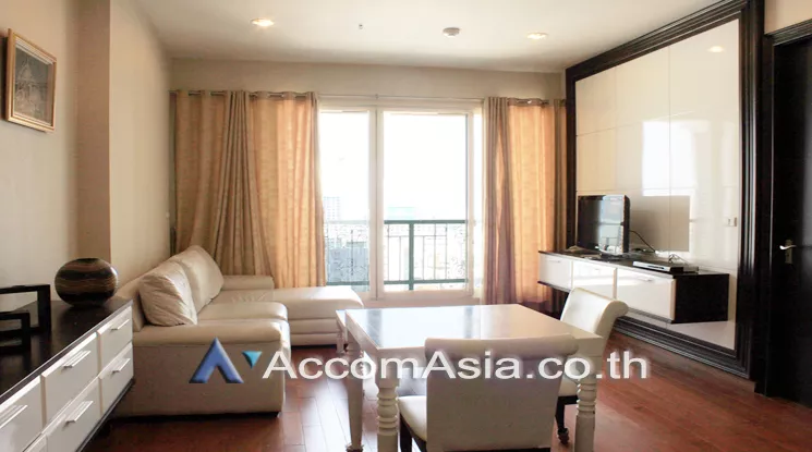 unit 1 Bedroom  Condominium For Rent & Sale in Ploenchit, Bangkok  near BTS Chitlom (AA23393)